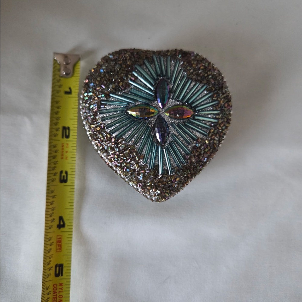 Unique Heart Shaped Beaded Trinket Jewelry Box Blue Felt Lined - Picture 5 of 6